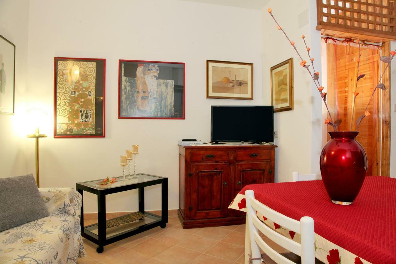 Casa Pireddu Διαμέρισμα Cala Gonone Εξωτερικό φωτογραφία