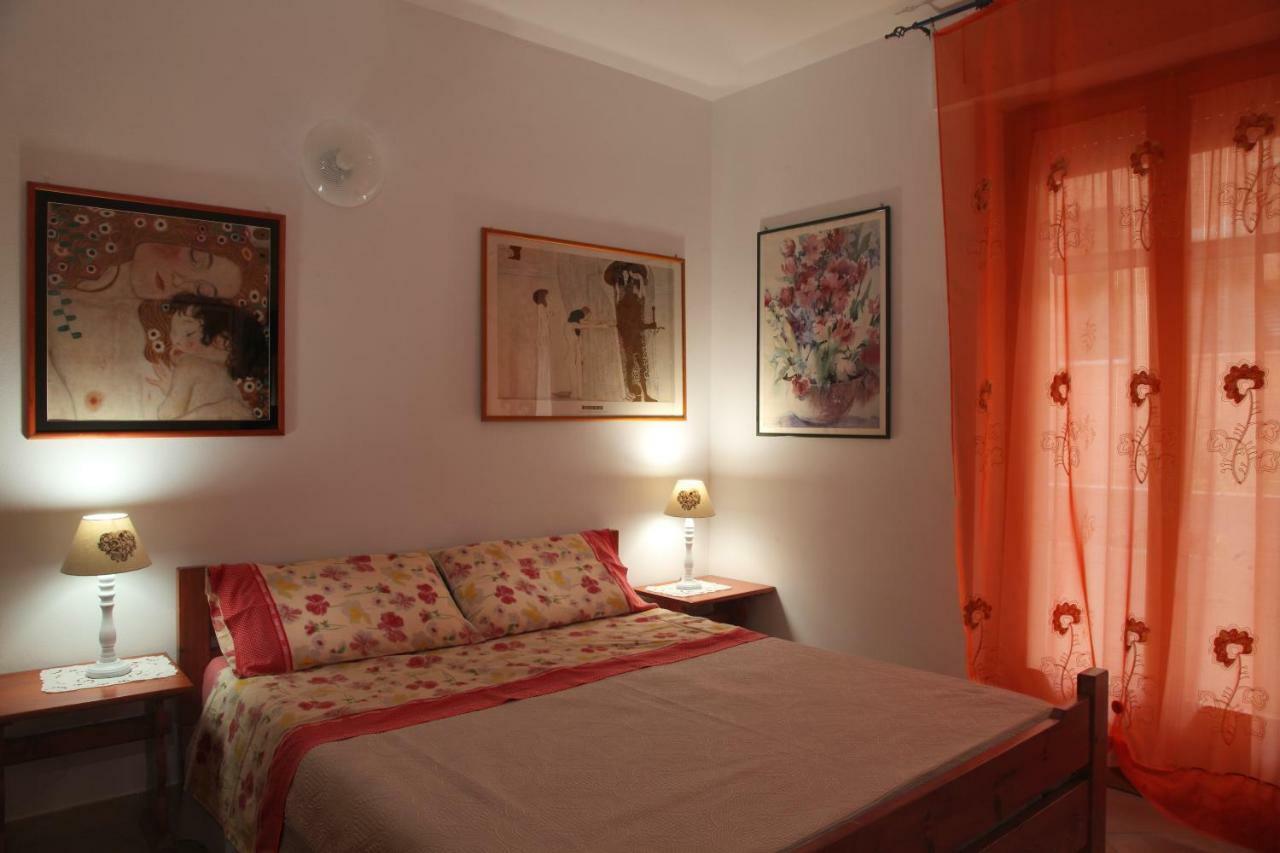 Casa Pireddu Διαμέρισμα Cala Gonone Εξωτερικό φωτογραφία